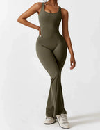 Overall jumpsuit styling, complete look view
