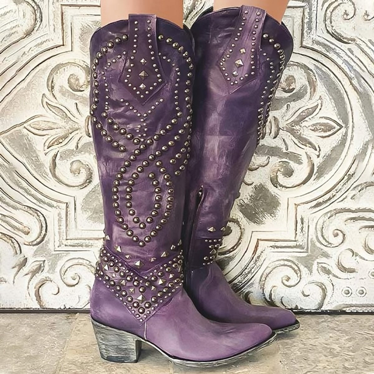 Bottes hautes cloutées style western bout pointu violet pour femme