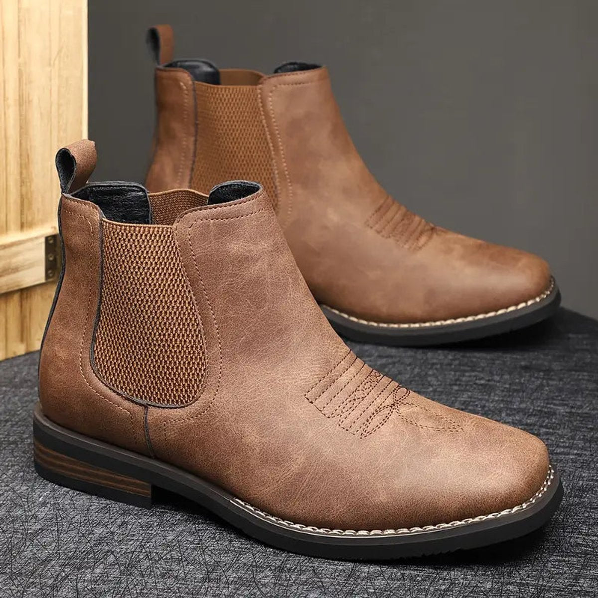 Bottines chelsea à élastiques latéraux pour homme – vue 12