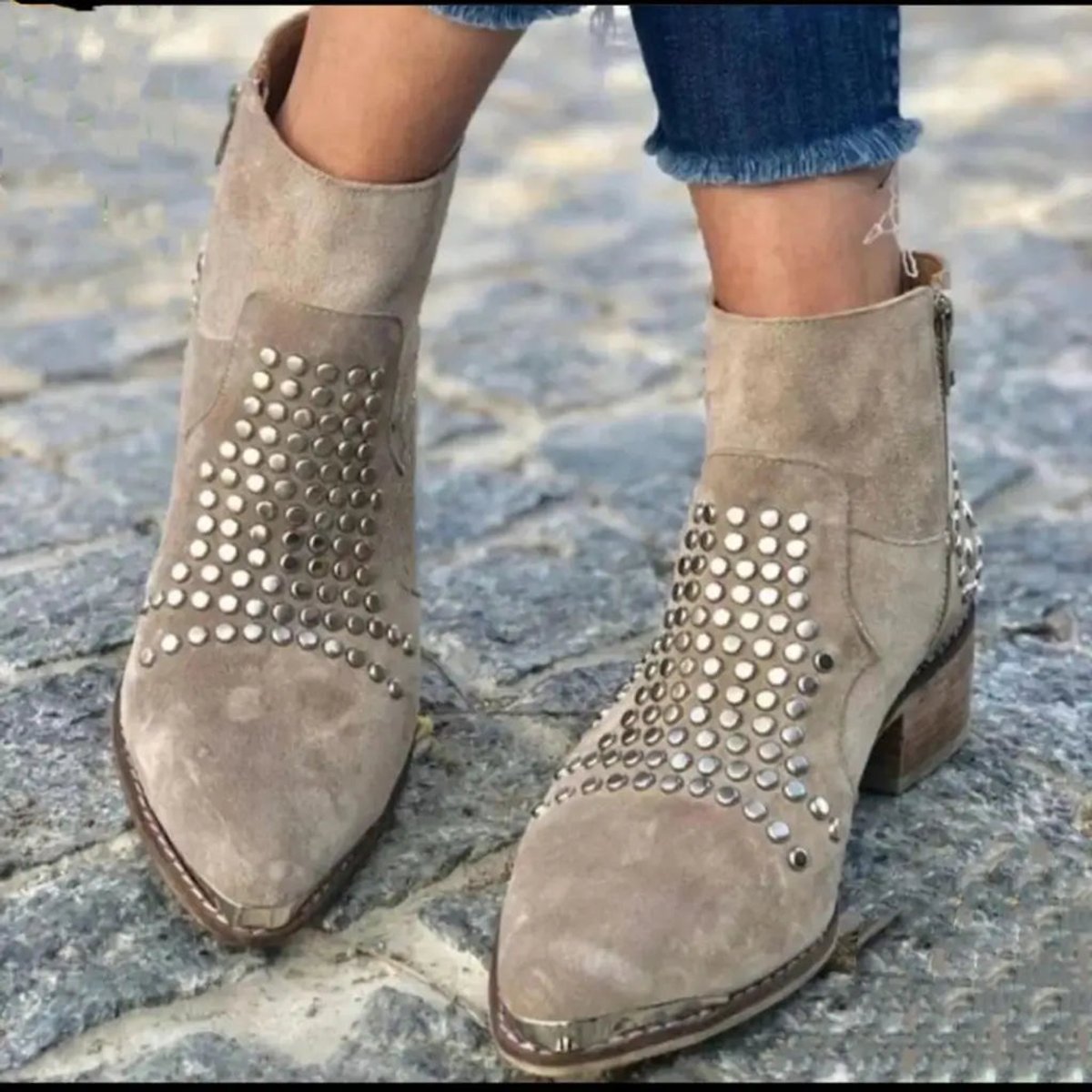 Bottines talon bloc cloutées bout pointu us 4.5 pour femme