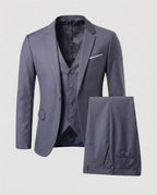 Costume trois pièces ajusté avec gilet gris pour homme