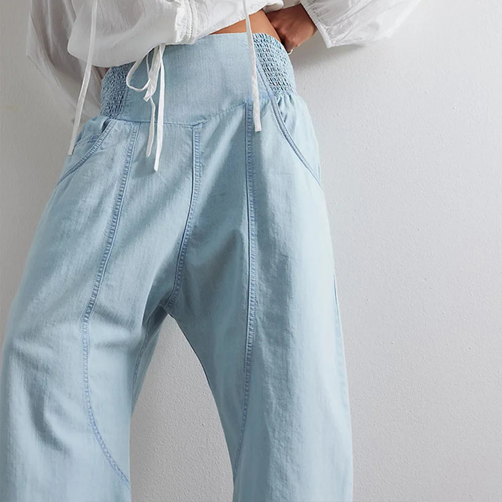 Side seam detail of wide leg cropped fit
