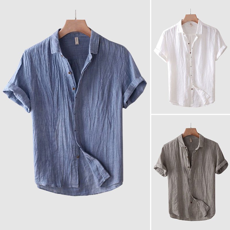 Detail of classic collar and short sleeve design