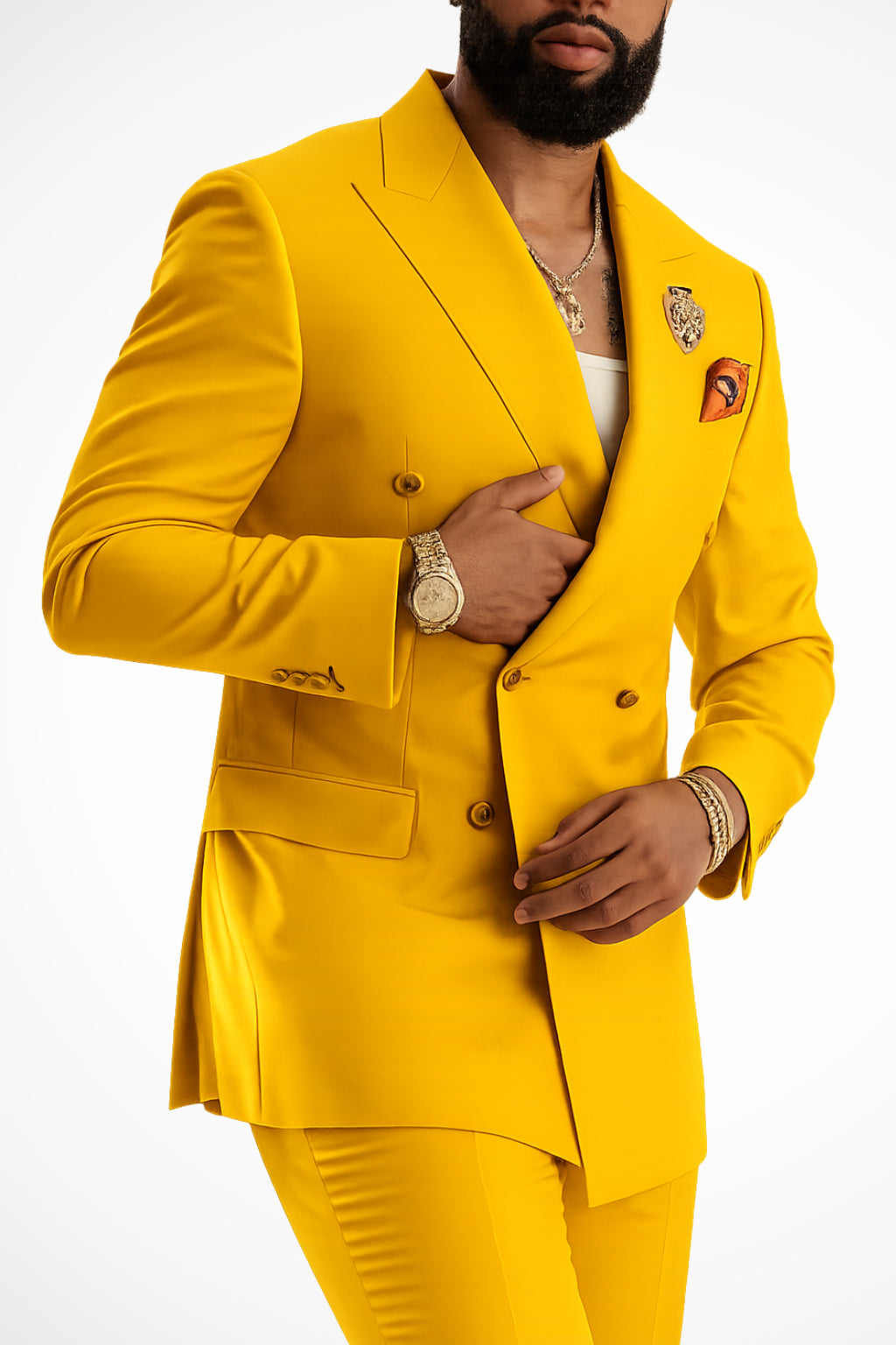 Peak lapel and shoulder detail on tailored blazer