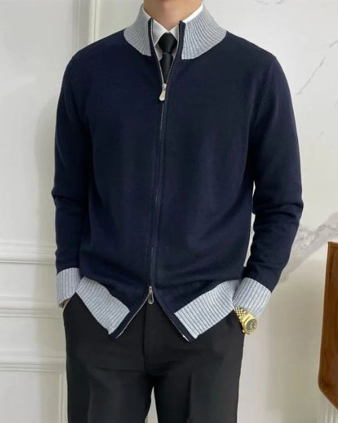 Pull zippé col montant finitions côtelées bleu foncé pour homme