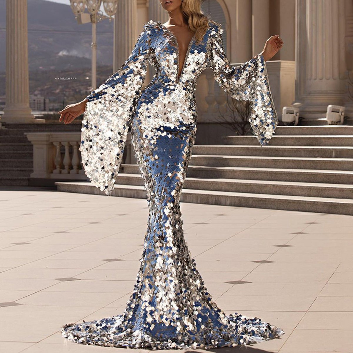 Robe longue paillettes argentées manches évasées pour femme – vue 5