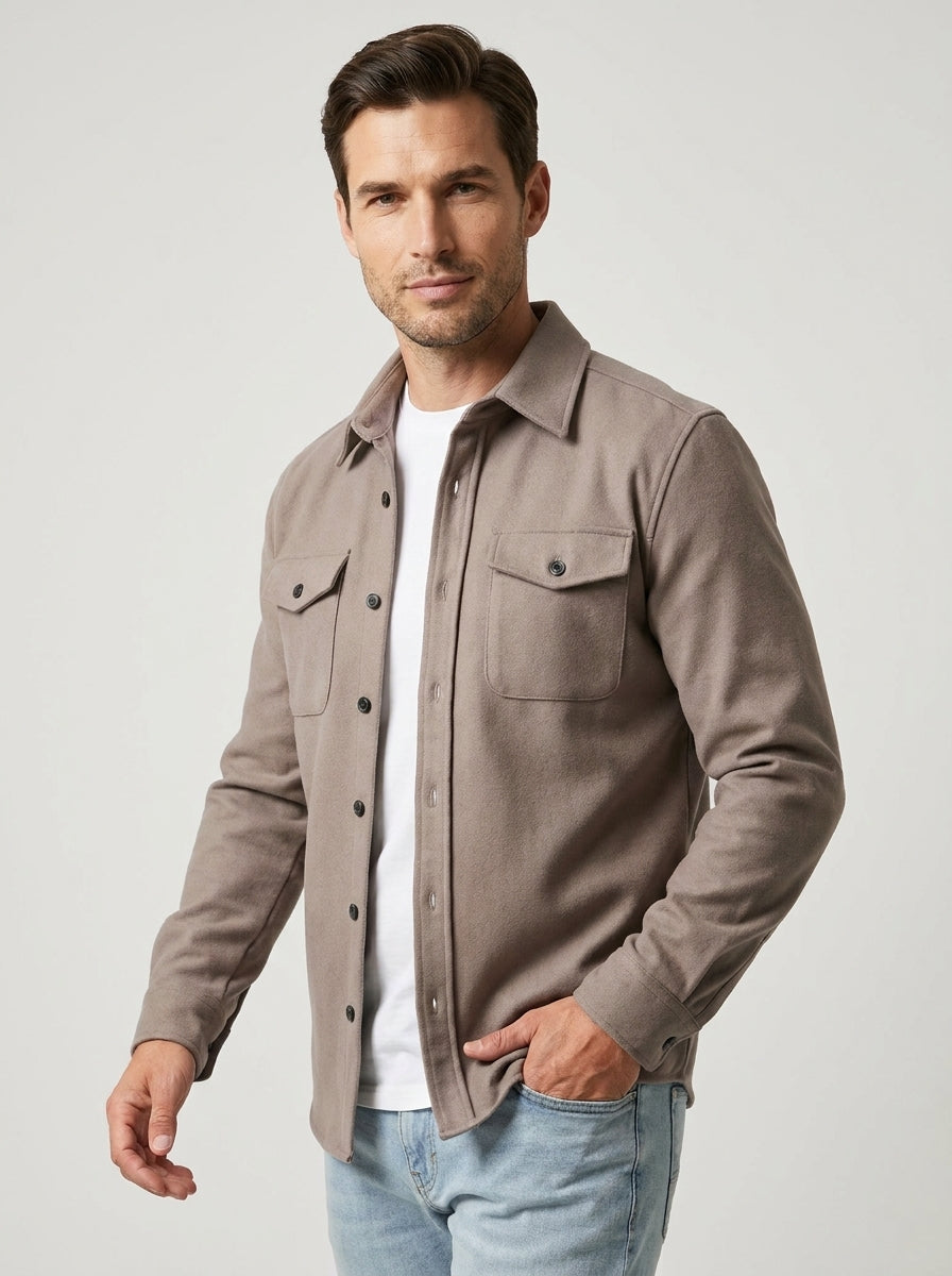 Surchemise à col classique et poches poitrine gris clair pour homme