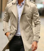 Trench ajusté double boutonnage détails militaires beige clair pour homme