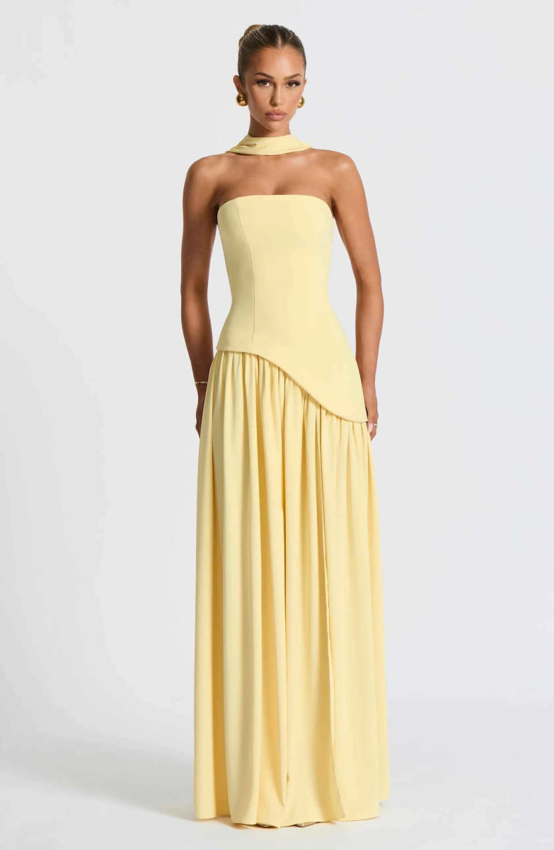 Side profile of halter neck and upper bodice