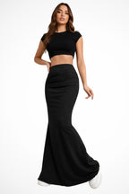 Side profile of mermaid skirt showing ruched midsection detail