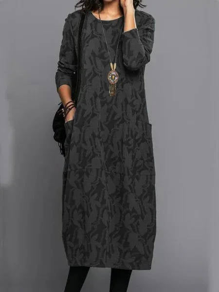 Back view of long sleeve maxi dress in forest green