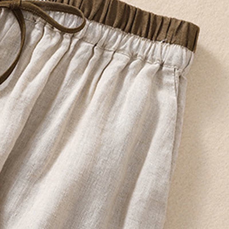 Contrast trim detail on waistband