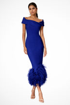 Off shoulder fold-over neckline detail on dress