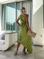 Ruched bodice and pleated skirt detail on midi dress